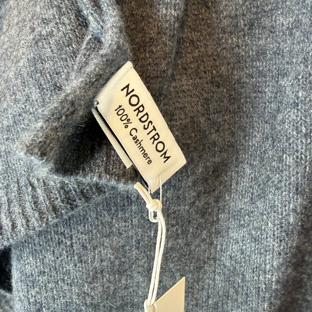 Nordstrom 100% Cashmere Wrap Scarf Gray NWT Luxury Shawl - Picture 4 of 11